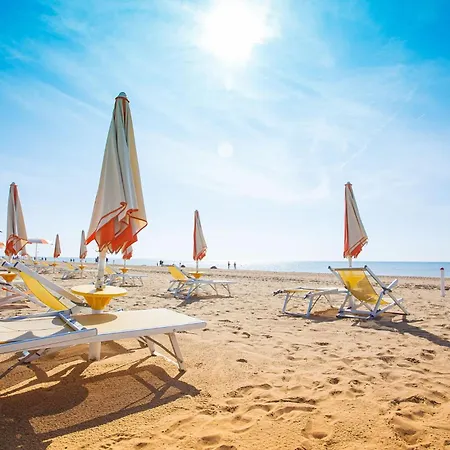 Bright With Terrace Near The Sea Apartment Bibione